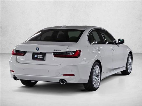 Used 2026 BMW 330i Sedan w/ Convenience Package RWD image 5