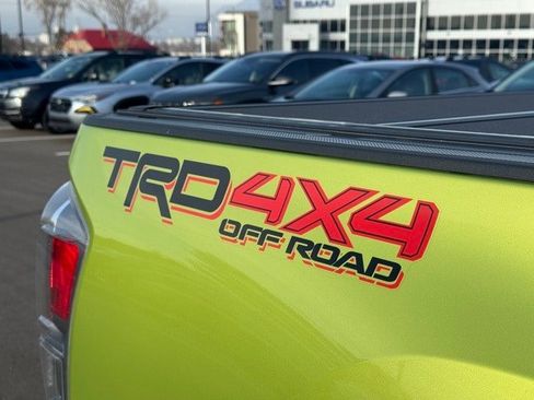 Used 2023 Toyota Tacoma TRD Off-Road w/ TRD Premium Off Road Package image 13