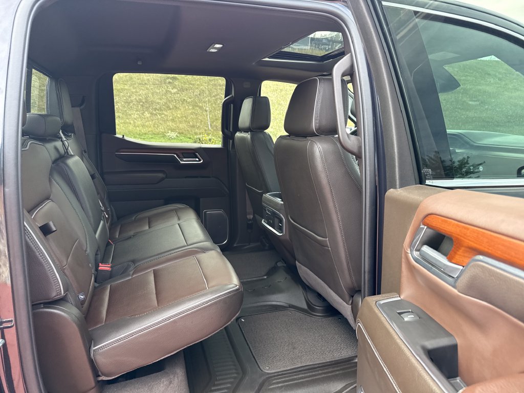 Used 2023 GMC Sierra 1500 Denali AWD/4WD image 23