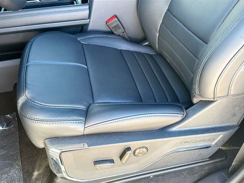 New 2026 Ford F350 Platinum w/ FX4 Off-Road Package image 24