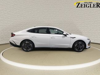 New 2026 Hyundai Sonata SEL video 4