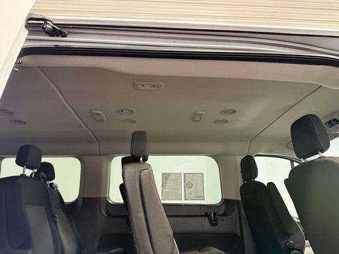 Used 2023 Ford Transit 350 XLT image 20
