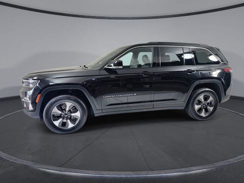 Used 2024 Jeep Grand Cherokee Limited 4xe AWD/4WD image 5