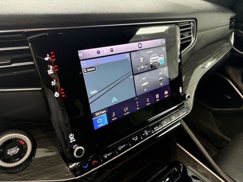 Used 2022 Jeep Wagoneer Series III image 18