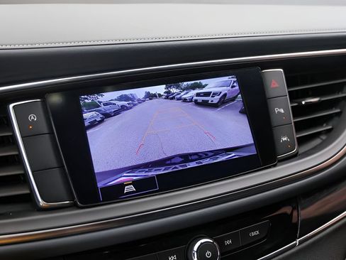 Used 2023 Buick Enclave Essence w/ Sport Touring Edition FWD image 20