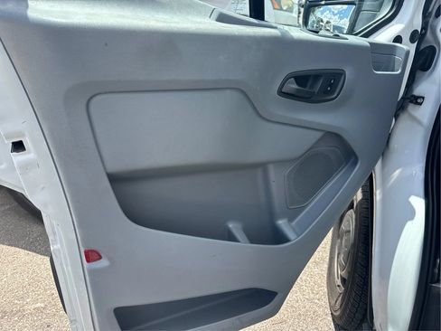 Used 2017 Ford Transit 250 130 Low Roof RWD image 17