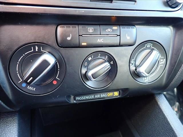 Used 2013 Volkswagen Jetta SE FWD image 16
