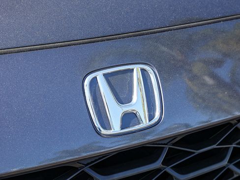 Used 2025 Honda HR-V LX image 14
