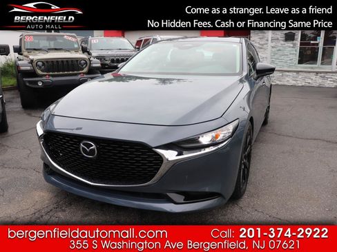 Used 2024 MAZDA MAZDA3 s AWD/4WD image 1