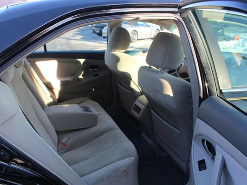 Used 2008 Toyota Camry LE image 12