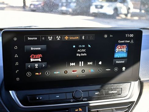 Used 2024 Nissan Altima 2.5 SV w/ SV Premium Package image 30