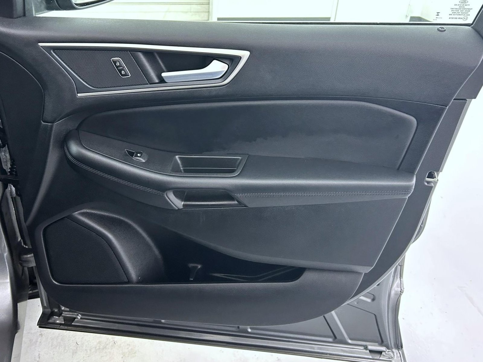 Used 2024 Ford Edge SEL w/ Convenience Package AWD/4WD image 16
