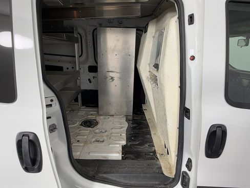 Used 2021 RAM ProMaster City Tradesman w/ Window Group 09 image 13