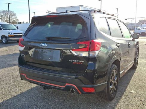Used 2023 Subaru Forester Sport image 3