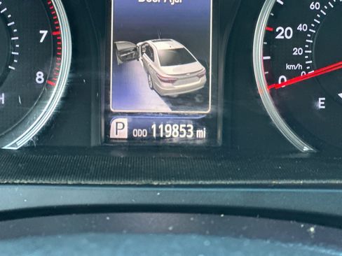 Used 2015 Toyota Camry SE image 27