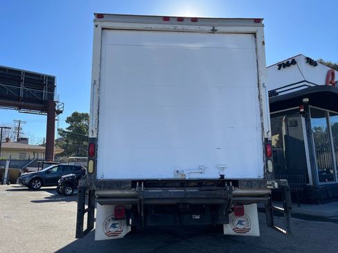 Used 2002 Ford F450 2WD Regular Cab Super Duty image 8