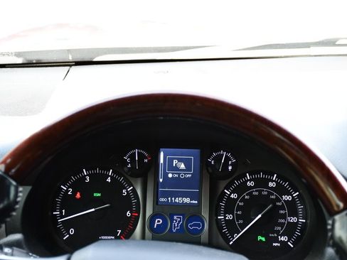 Used 2016 Lexus GX 460 w/ Premium Package AWD/4WD image 27