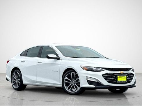 Used 2023 Chevrolet Malibu LT FWD image 2