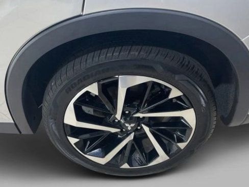 Used 2024 Mitsubishi Outlander SE AWD/4WD image 7