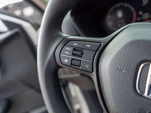Used 2025 Honda CR-V EX image 25