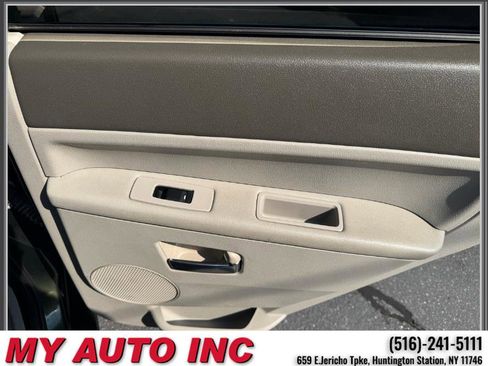 Used 2008 Jeep Grand Cherokee Overland image 33