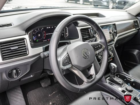 Used 2023 Volkswagen Atlas SE w/ Panoramic Sunroof Package AWD/4WD image 13