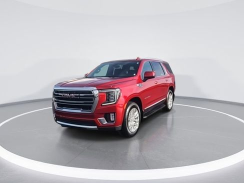 Used 2022 GMC Yukon SLT w/ SLT Luxury Package image 3