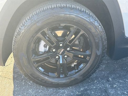 Certified 2023 GMC Terrain AT4 image 11