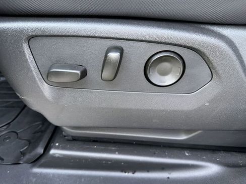 New 2026 GMC Hummer EV SUV w/ LPO, Illumination Package image 16