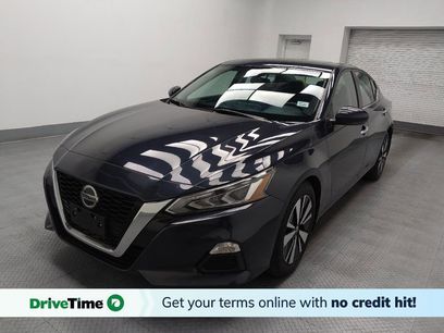 Used 2022 Nissan Altima 2.5 SV w/ SV Premium Package