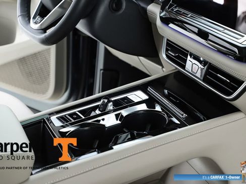 Used 2025 Volkswagen Atlas SEL Premium R-Line image 34