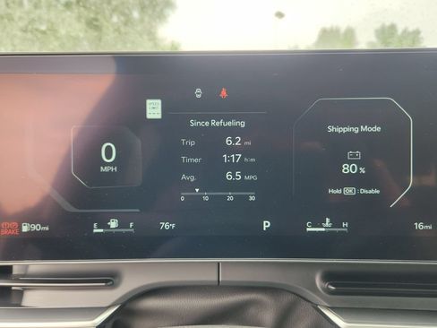 New 2027 Kia Carnival SX w/ Dark Edition Package FWD image 16