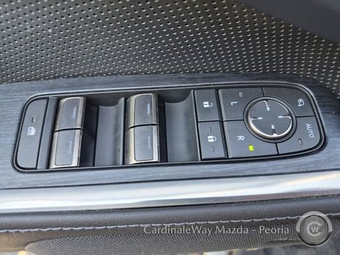 Used 2025 Lexus GX 550 AWD/4WD image 19