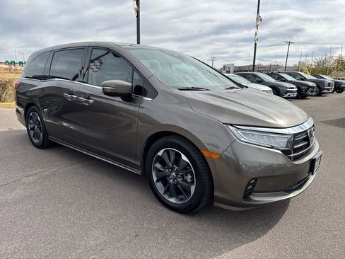 Used 2021 Honda Odyssey Elite image 11