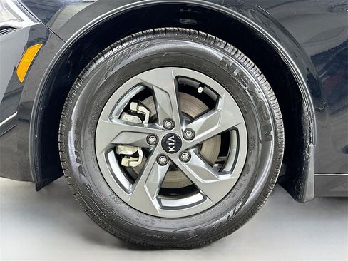 Used 2021 Kia K5 LXS image 8