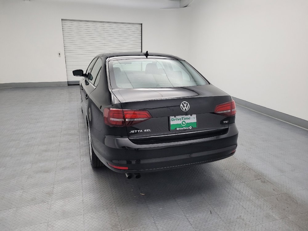 Used 2016 Volkswagen Jetta SEL FWD image 6