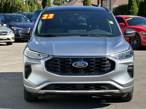 Used 2023 Ford Escape ST-Line w/ Tech Pack #1 AWD/4WD image 9