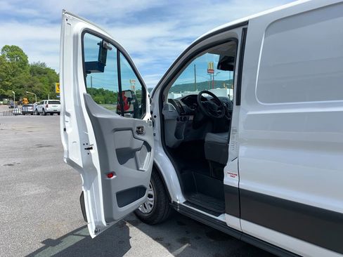 Used 2019 Ford Transit 350 148 Low Roof RWD image 7