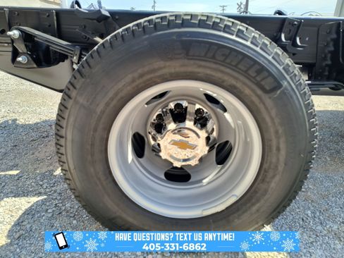 New 2026 Chevrolet Silverado 3500 LT w/ Convenience Package image 9