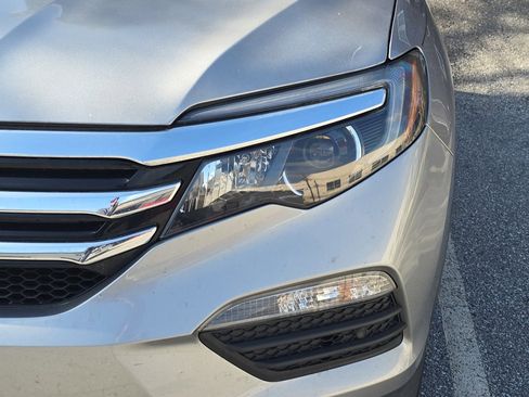 Used 2018 Honda Pilot Elite image 7