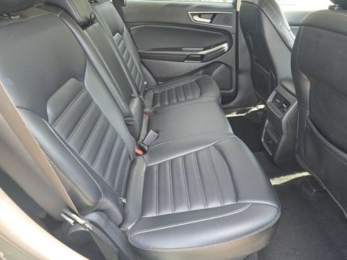 Used 2024 Ford Edge SEL AWD/4WD image 16
