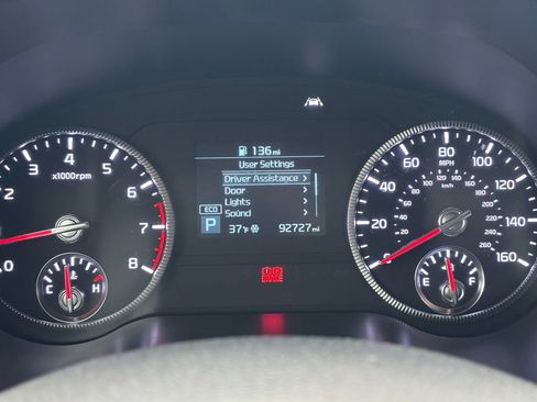 Used 2021 Kia Telluride LX image 32