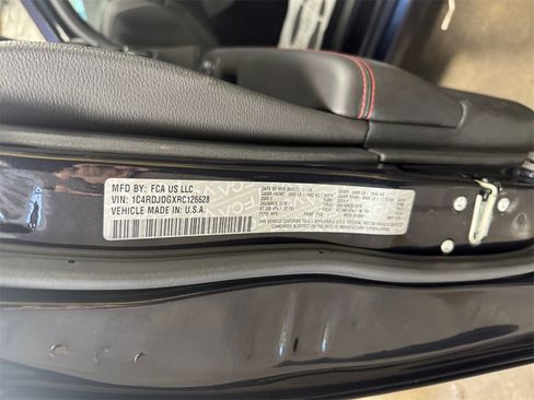 Used 2024 Dodge Durango GT image 31