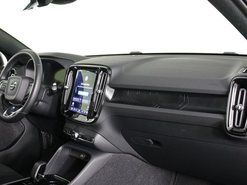 Certified 2023 Volvo C40 P8 Recharge Ultimate AWD/4WD image 22