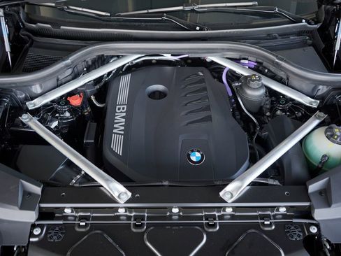 New 2026 BMW X5 sDrive40i w/ Executive Package image 22
