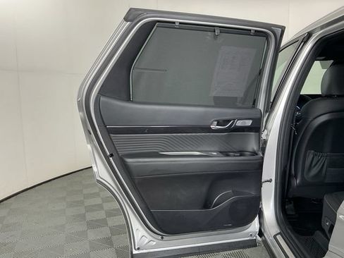Certified 2025 Hyundai Palisade Calligraphy AWD/4WD image 24