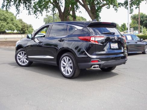 Used 2024 Acura RDX SH-AWD image 9