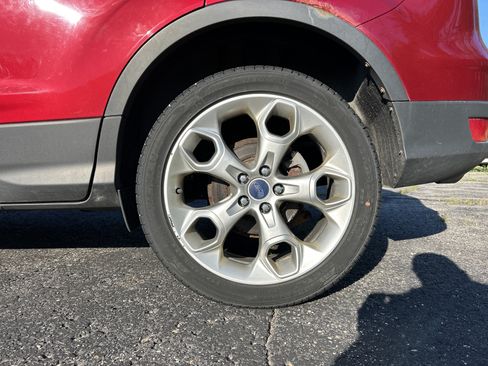 Used 2013 Ford Escape Titanium AWD/4WD image 20