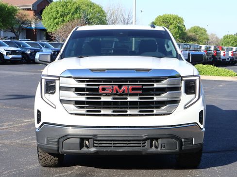 Used 2023 GMC Sierra 1500 SLE AWD/4WD image 27