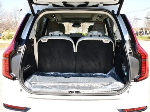 New 2026 Volvo XC90 B6 Ultra w/ Protection Package Premier AWD/4WD image 27